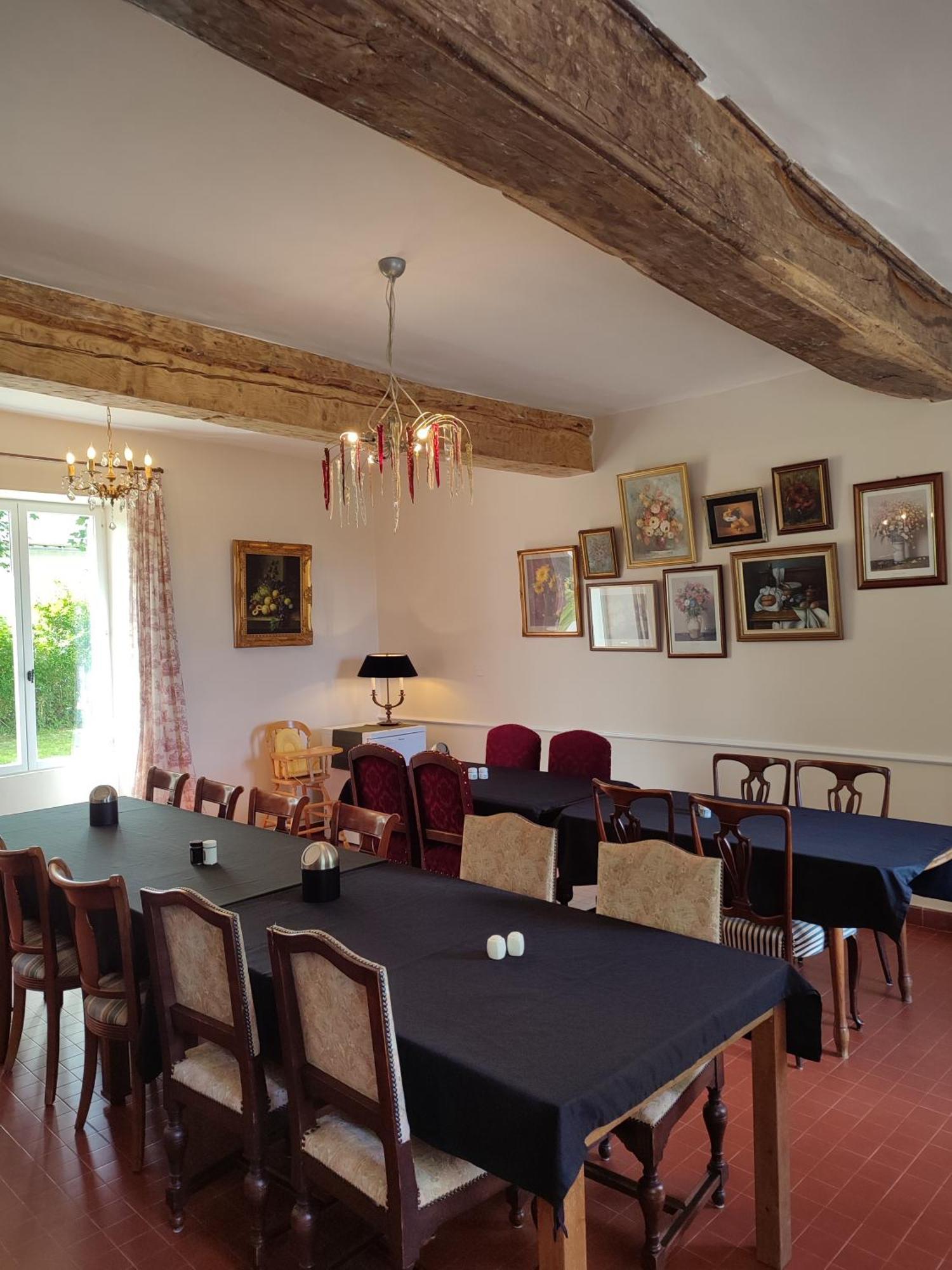 Château du Pommoy Roussillon-en-Morvan Extérieur photo