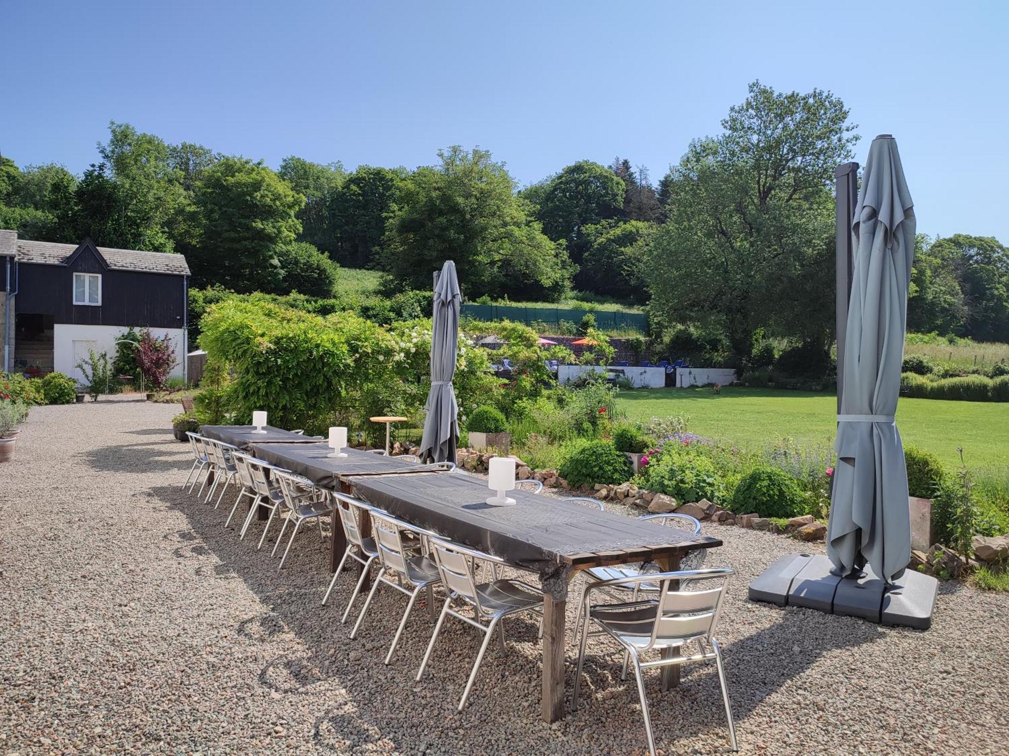 Château du Pommoy Roussillon-en-Morvan Extérieur photo